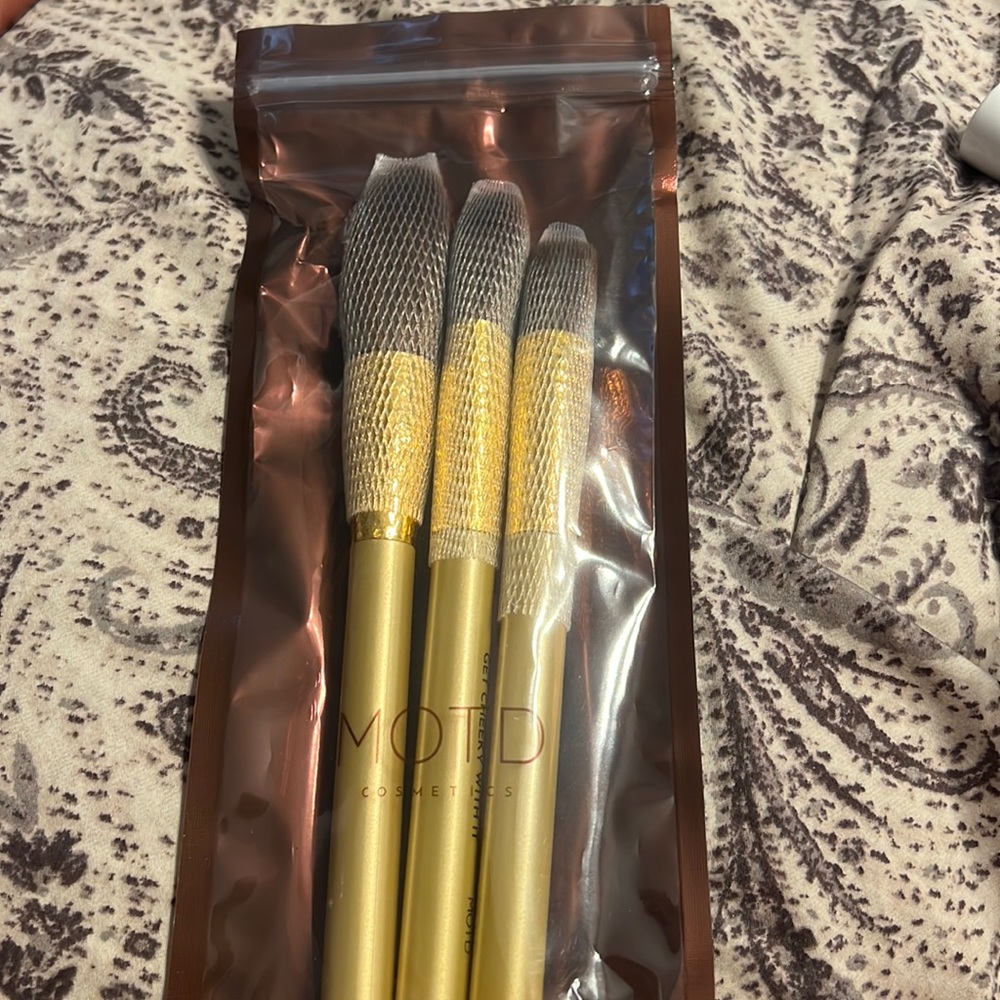 Make up brushes
